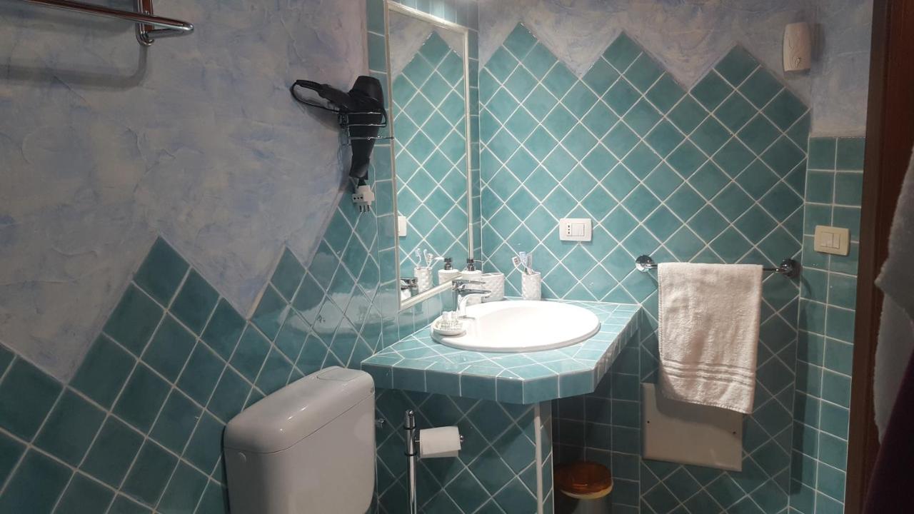 B&B Da Sabrina San Teodoro  Dış mekan fotoğraf